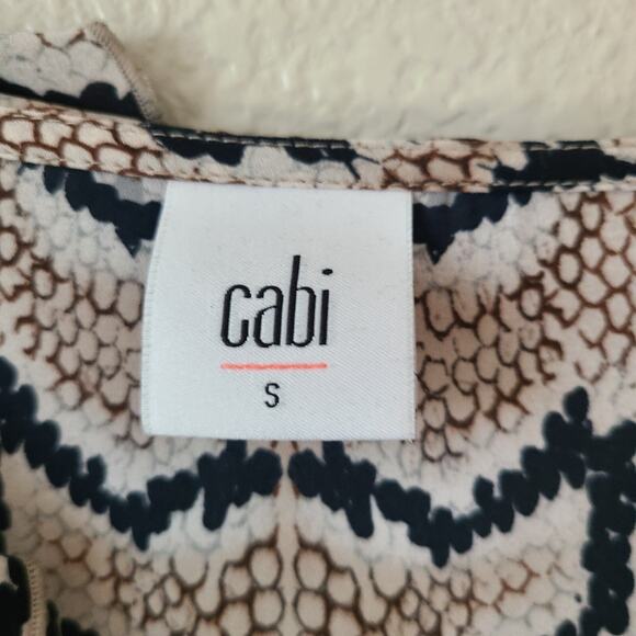 CAbi Snake Print Women's Blouse SZ Small Shirt French Cuff Career Style 3759 - Picture 12 of 14